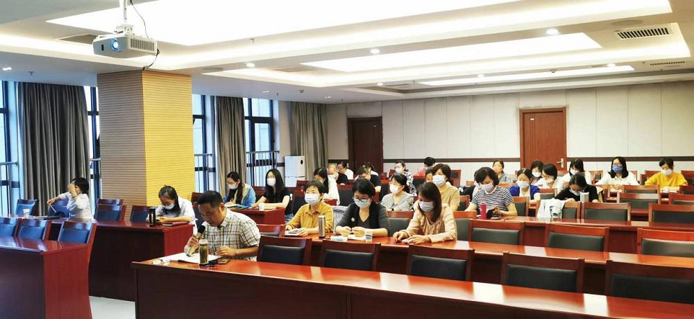 江東控股集團開展涉稅業(yè)務(wù)培訓.jpg